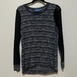 S Simply Vera Top, Navy and Dark Grey